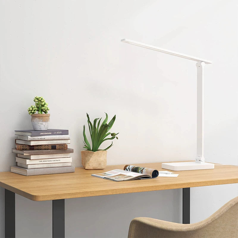 Luminária de Mesa Regulável com Iluminação LED